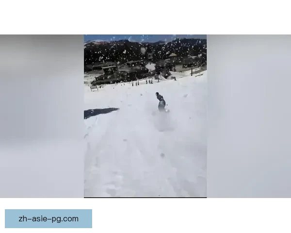 峡谷挑战:极限滑雪赛事全程解析 峡谷挑战:极限滑雪赛事全程解析