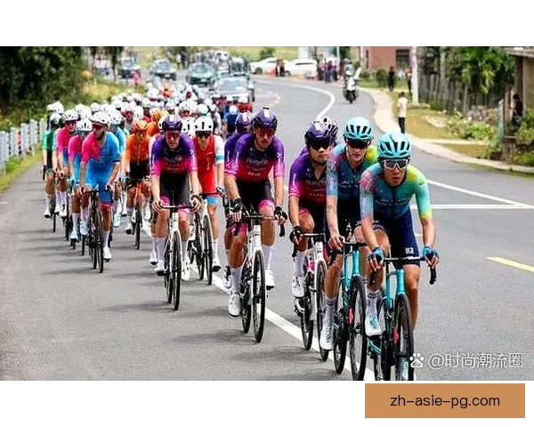 山地车比赛：速度与激情的较量